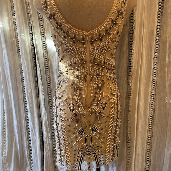 Boston Proper size 6 embellished beaded dress - Picture 4 of 11